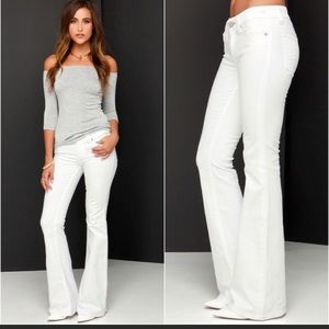 NWT Christine white flair jeans from lulus!